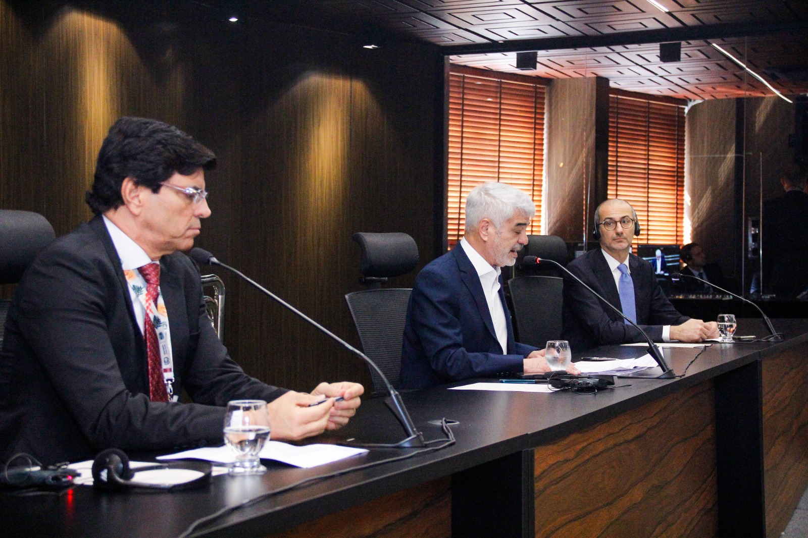Aquecimento global compromete o futuro de todos, afirma Humberto Costa na COP — Senado Notícias