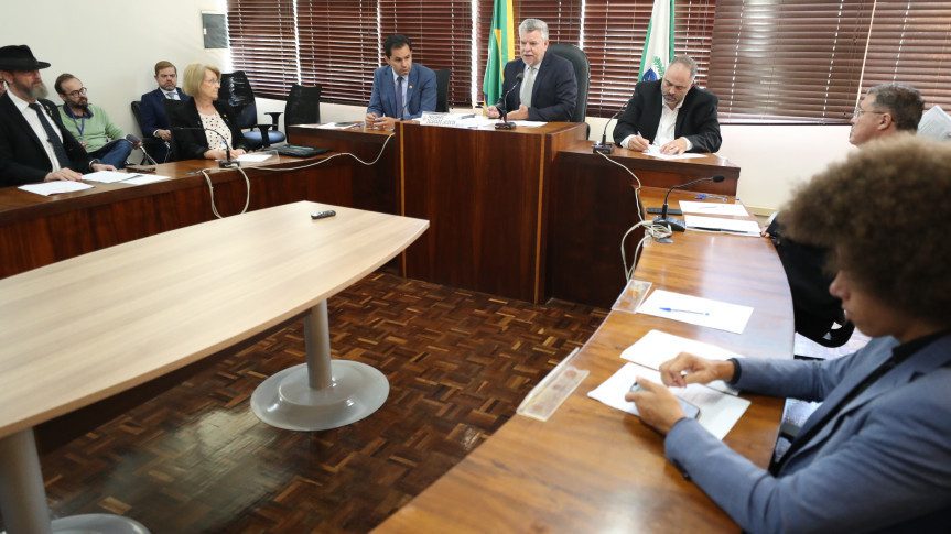 Assembleia Legislativa do Paraná | ALEP | Notícias > Conselho de Ética da Assembleia adia decisão sobre processos de quebra de decoro parlamentar