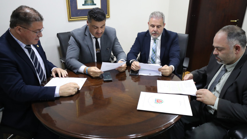 Assembleia Legislativa do Paraná | ALEP | Notícias > Projeto de lei sobre poluição sonora é aprovado na Comissão de Fiscalização e Assuntos Municipais
