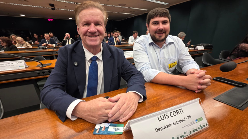 Assembleia Legislativa do Paraná | ALEP | Notícias > Seguindo exemplo do Paraná, proibição da reidratação do leite em pó importado na indústria pode virar lei federal