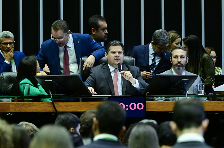 Congresso retoma trechos do programa de renegociação de dívidas estaduais — Senado Notícias