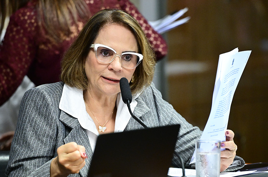 Mamografia pelo SUS a mulheres a partir dos 40 anos vai ao Plenário — Senado Notícias