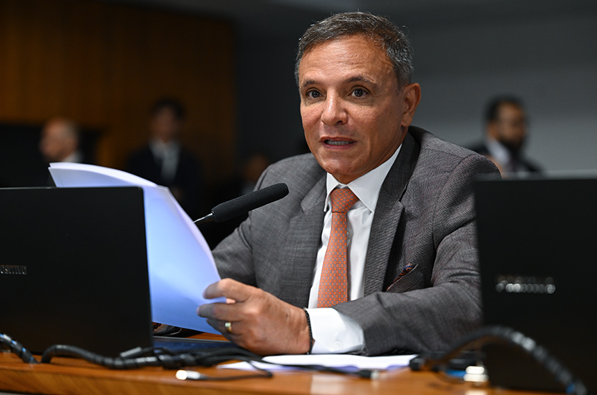 Vai à CCJ projeto que amplia terceirização de serviços em presídios — Senado Notícias