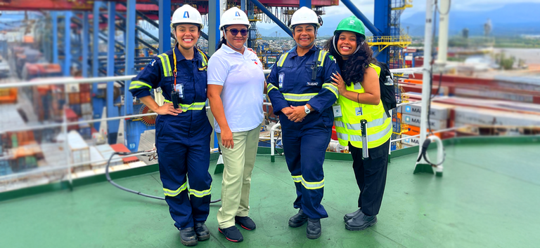 Ações pró-igualdade de gênero ampliam a participação feminina nos portos brasileiros — Agência Gov
