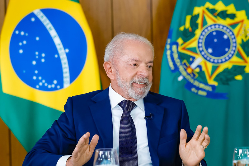 Lula afirma que vai enviar em breve ao Congresso o fim da 6 X 1: 'Certeza de que vai aprovar'