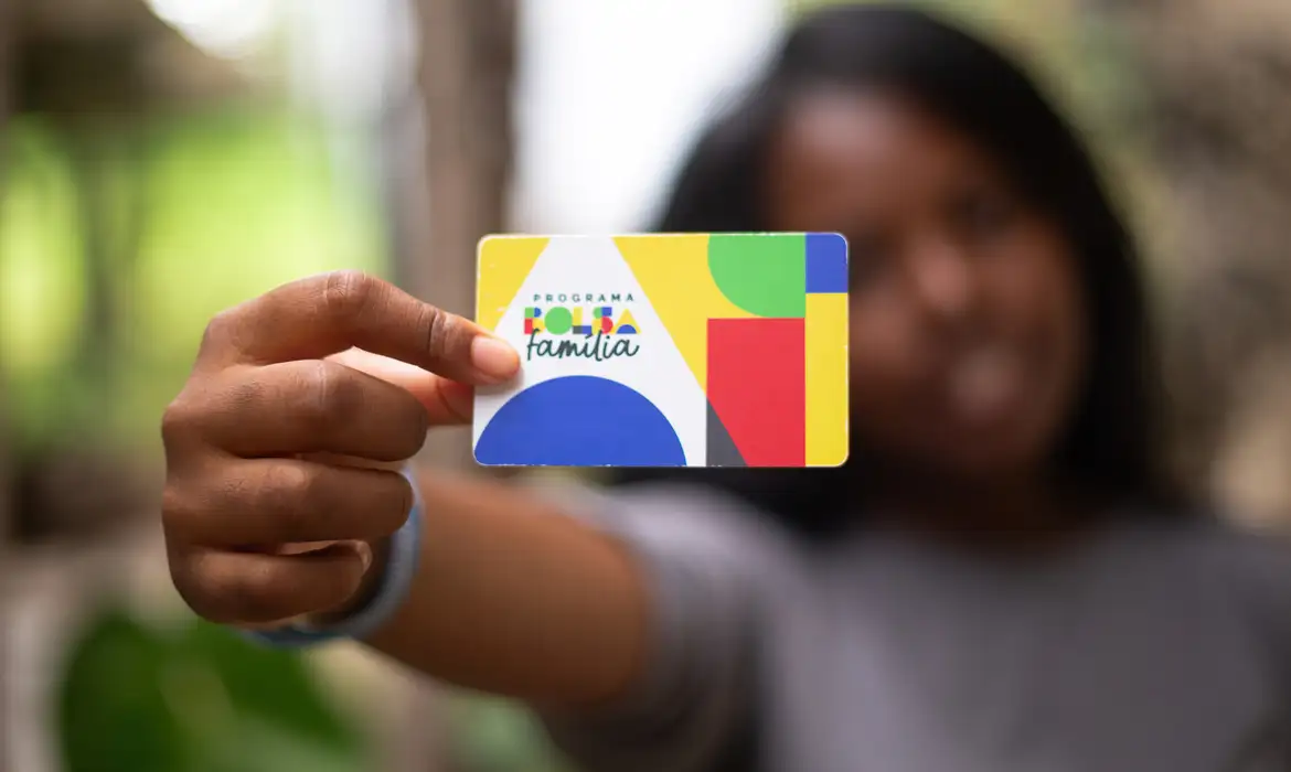 Aplicativo do Bolsa Família terá novas funcionalidades a partir desta segunda-feira (18) — Agência Gov