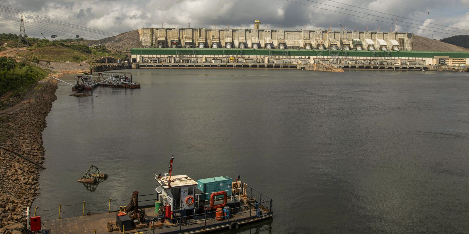 Após dez anos, Belo Monte ainda enfrenta críticas sociais e ambientais