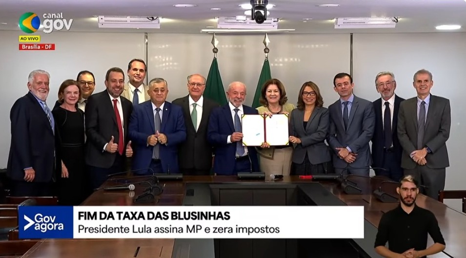 Lula assina MP para zerar imposto federal da "taxa das blusinhas" — Agência Gov
