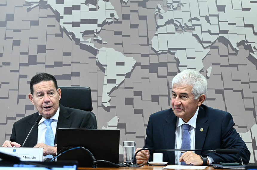CCT aprova 40 concessões e renovações para emissoras de rádio — Senado Notícias