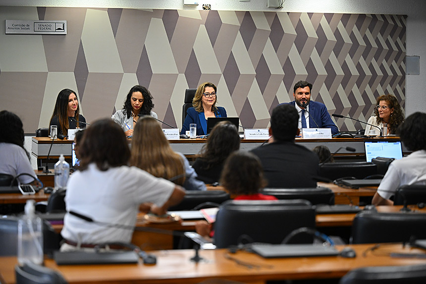 Especialistas defendem fortalecimento dos conselhos tutelares para efetividade do ECA Digital — Senado Notícias